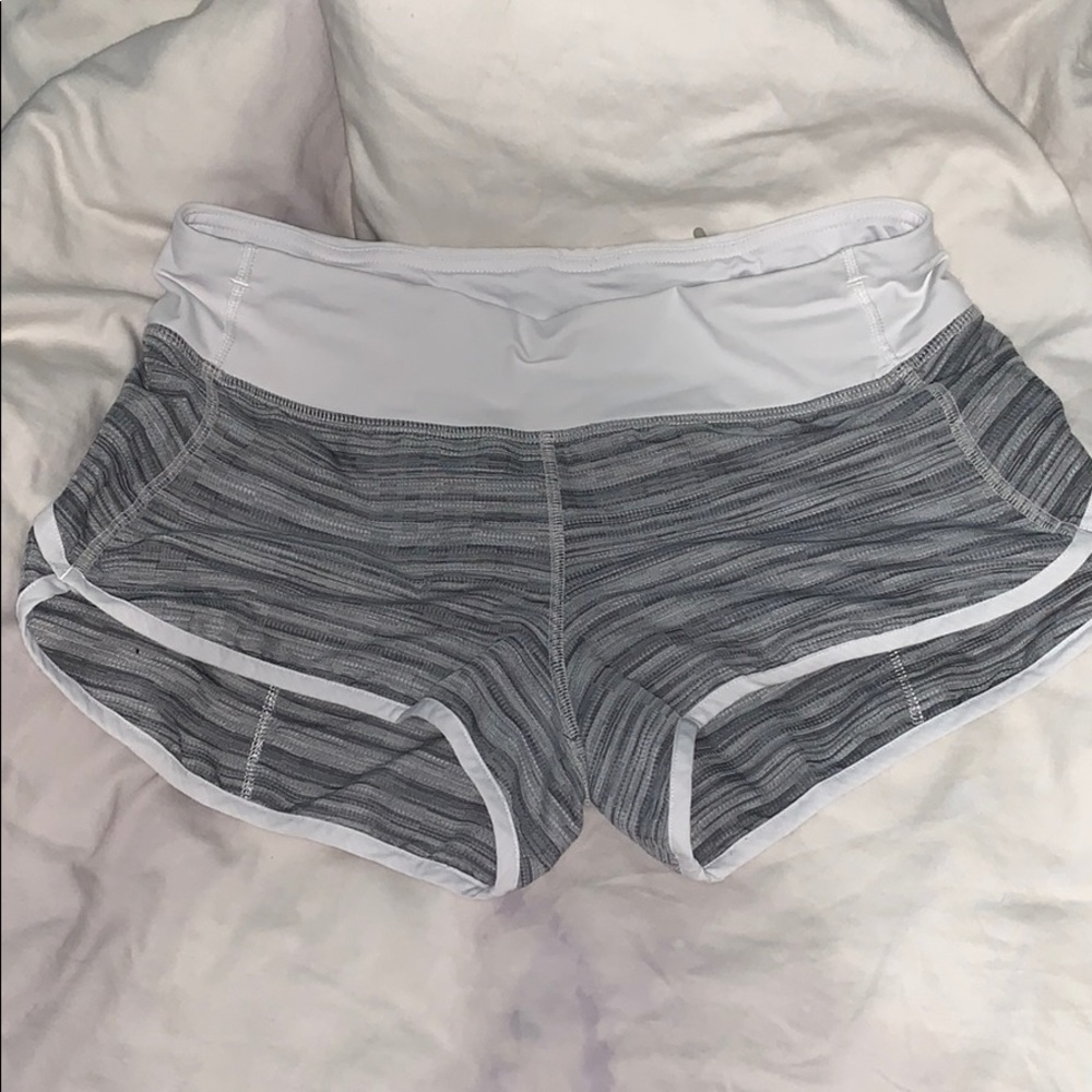 LULULEMON Run Speed Short Wee Are From Space White